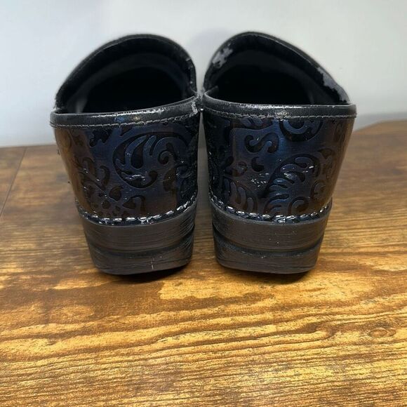 Dansko Womens Black Blue Leather Slipon mules Chunky Heel Clogs size 39 EU US - Picture 10 of 14